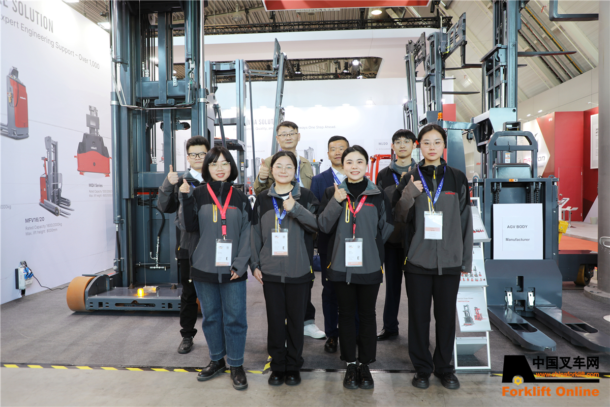 8Y4A5688.JPG 8Y4A5688.JPG